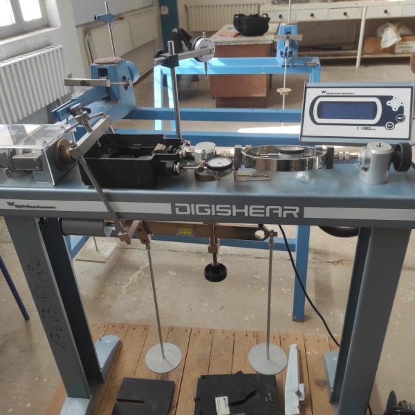 زيارة بيداغوجية لطلبة الهندسة المدنية3