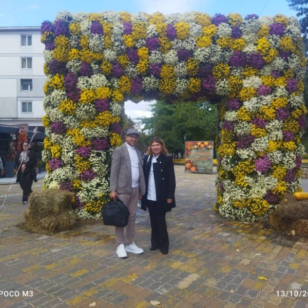 زيارة عمل إلى المركز الجامعي بيتيستي (رومانيا)1