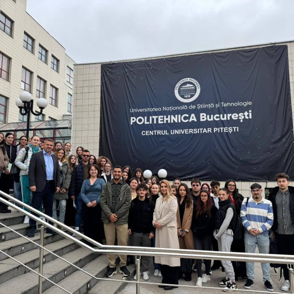 زيارة عمل ناجحة إلى جامعة بيتيشت3