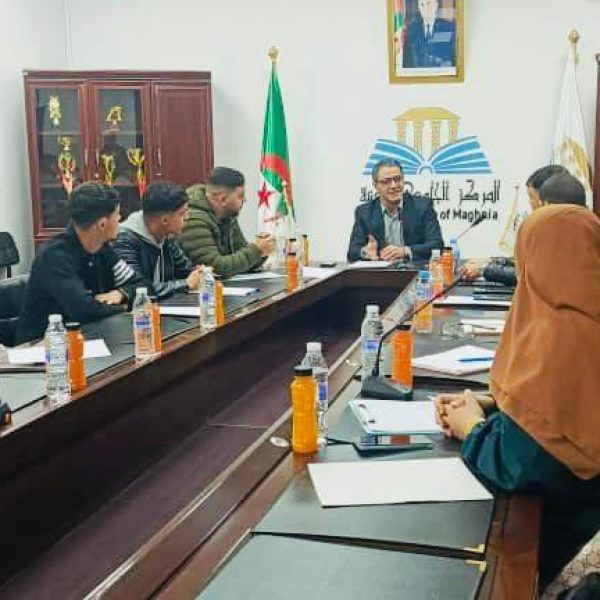 لقاء تنسيقي بين إدارة المركز الجامعي مغنية والتنظيم الطلابي AREN4