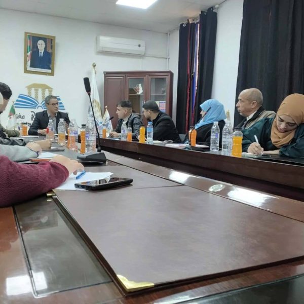 لقاء تنسيقي بين إدارة المركز الجامعي مغنية والتنظيم الطلابي AREN6