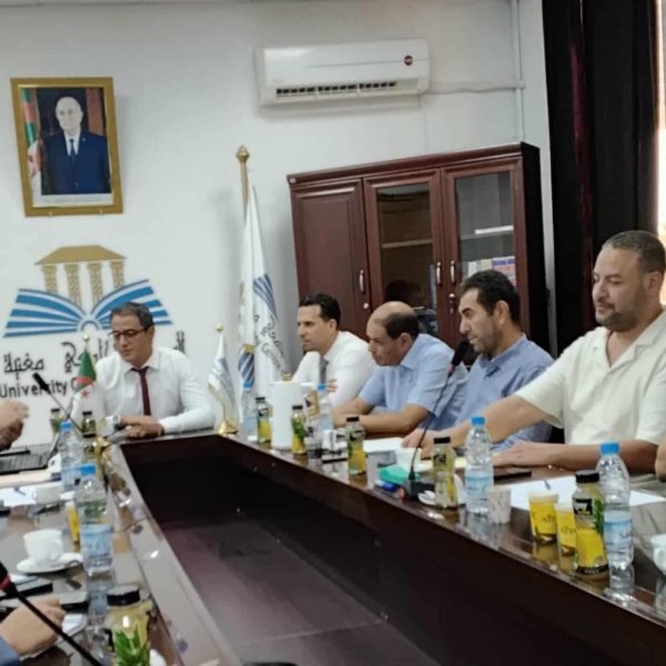 مجلس المديرية بالمركز الجامعي مغنية6