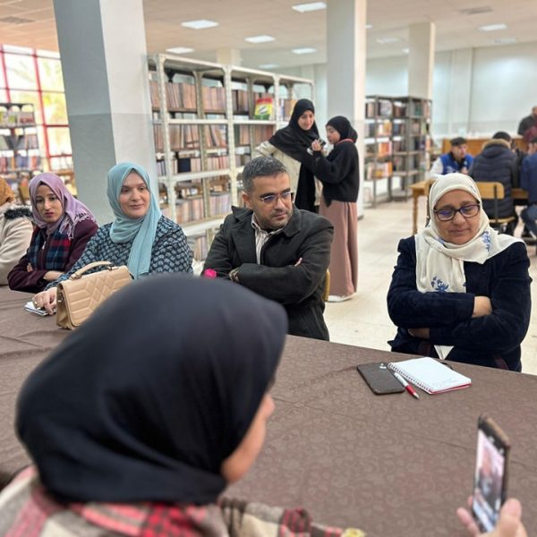 منبر المؤلف6