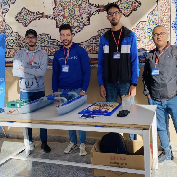 نادي AERO CLUB مغنية يستعرض نشاطات التكنولوجيا C