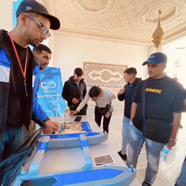 نادي AERO CLUB مغنية يستعرض نشاطات التكنولوجيا H