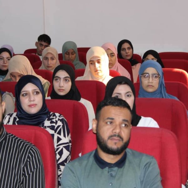 ندوة علمية مميزة بعنوان_البرمجة متعددة الأهداف ومنهجيات دعم اتخاذ القرار11